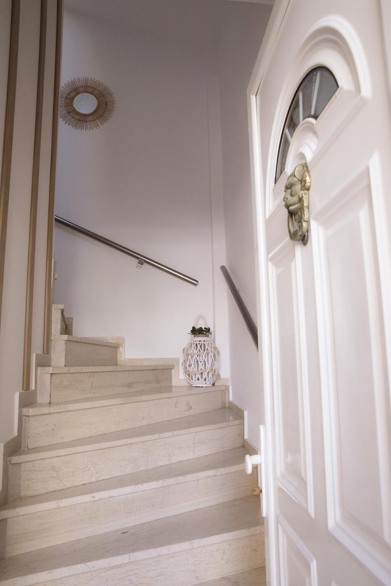 Diogenis Deluxe Apartment Rethymno  ภายนอก รูปภาพ