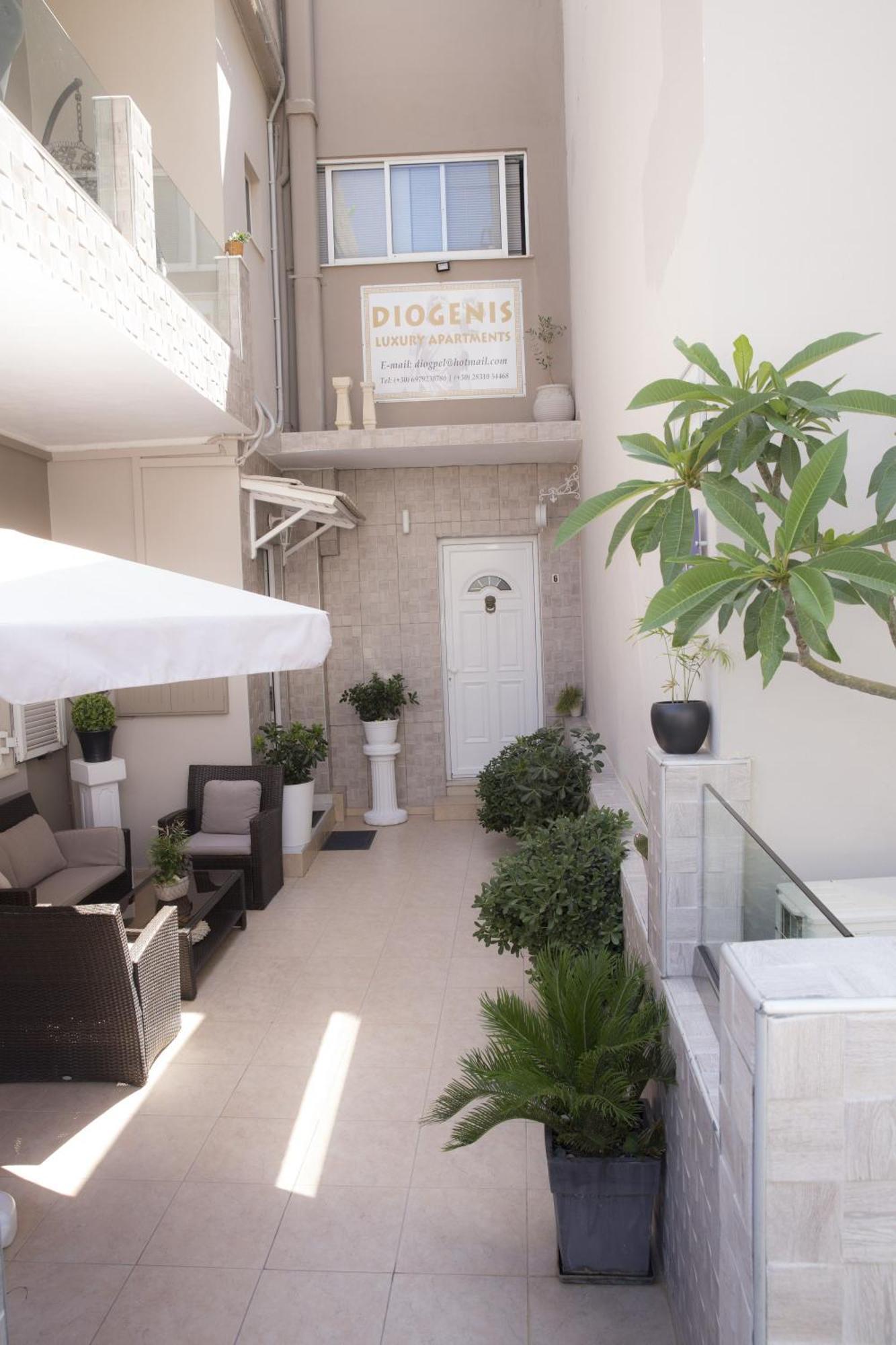Diogenis Deluxe Apartment Rethymno  ภายนอก รูปภาพ